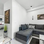 Gorgeous Apartment In Vodice With Wifi Apartmán *
