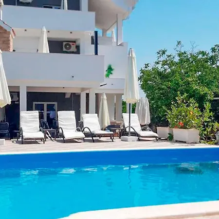 Beautiful In With House Sea View Apartment *