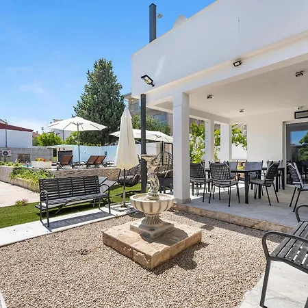 Lejlighed Gorgeous In With Wifi Vodice