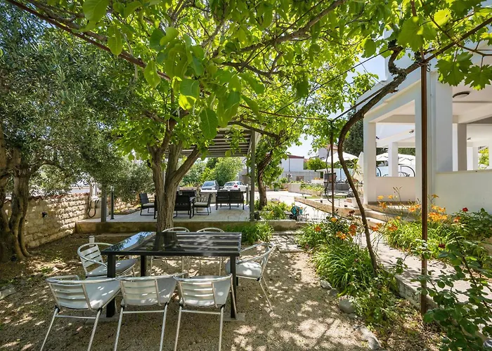 1 Bedroom In Appartamento Vodice